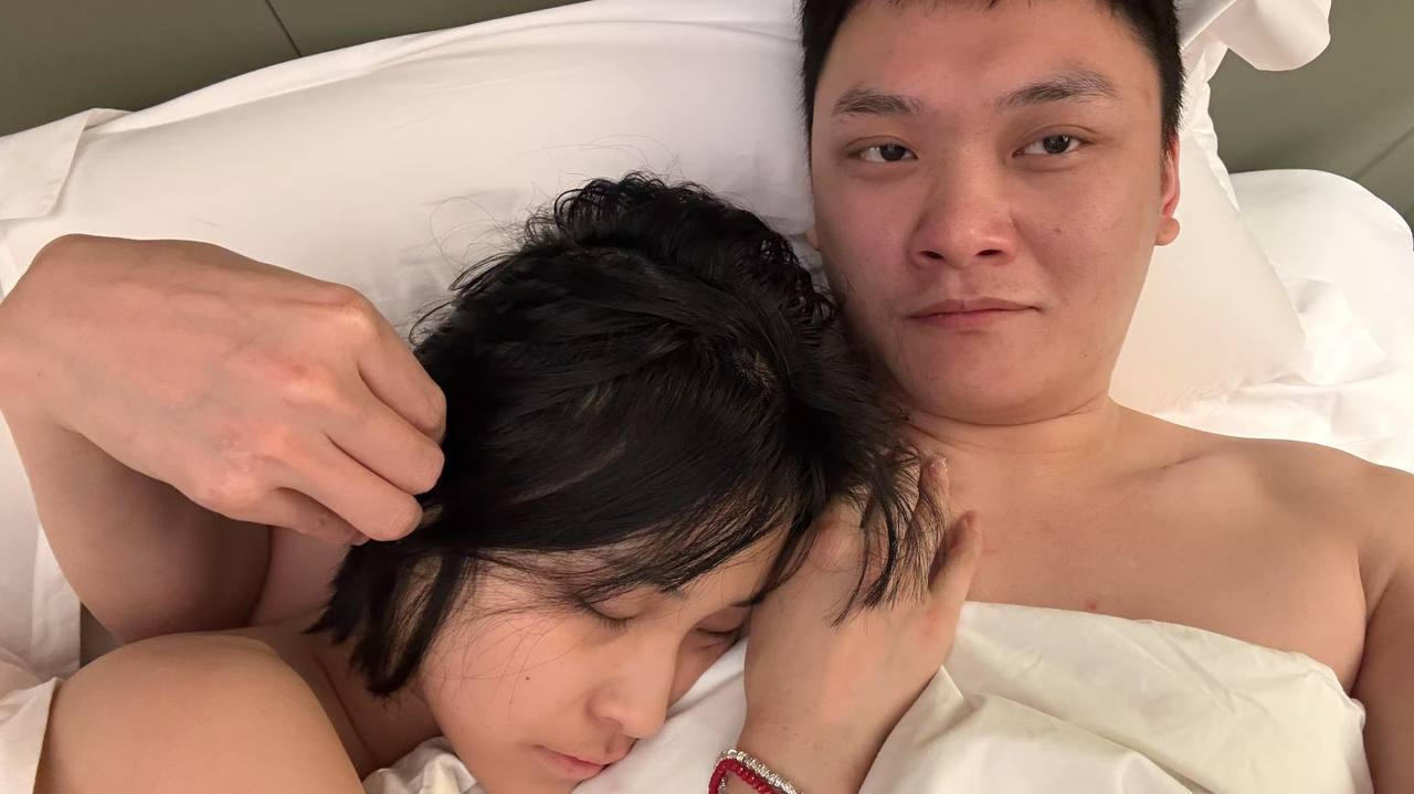 超级富哥前小米总监四川达州冯德兵 婚内出轨包养两百多位美女 种种恶行被老婆怒曝大量视频